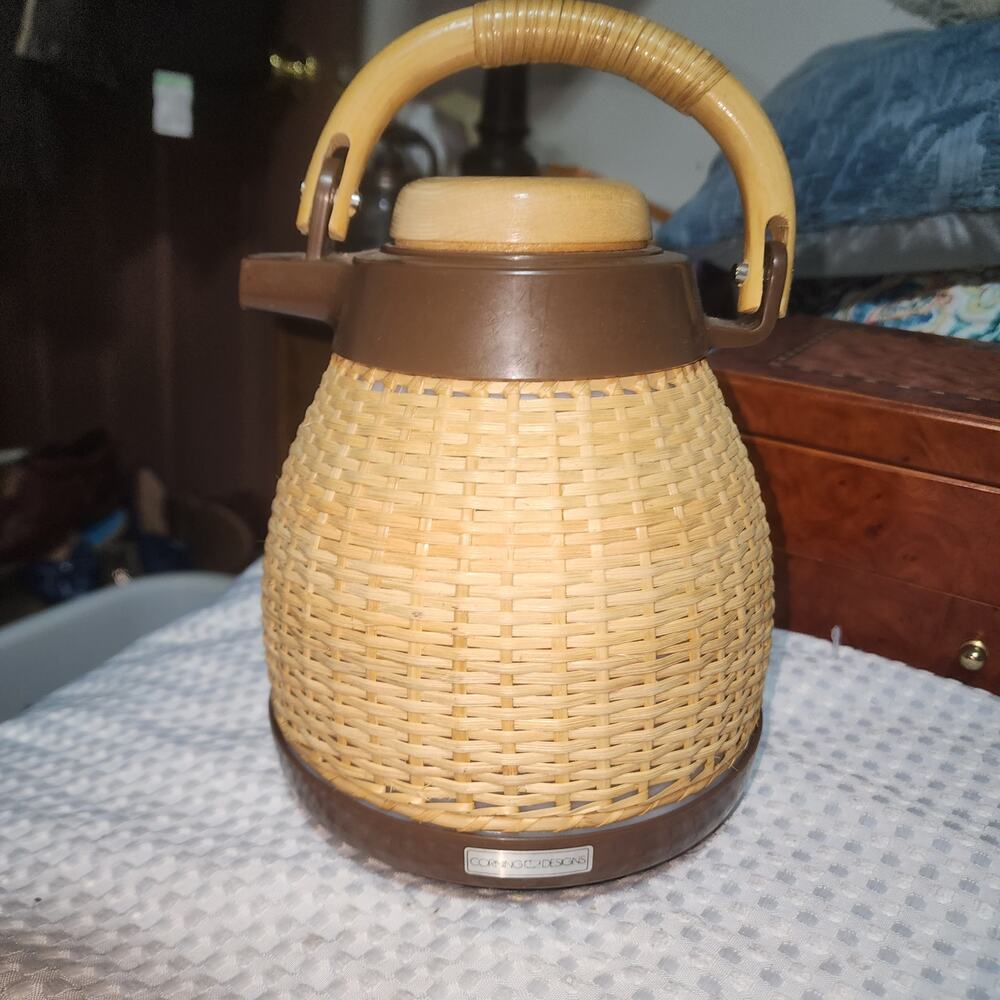 CORNING WARE VINTAGE EUC WICKER MCM INSULATED CARAFE